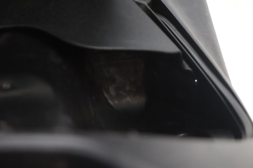 photo de PANNELLO INTERNO PIAGGIO ZIP 4T 50 (2018 - 2020) - Altra vista dell'articolo