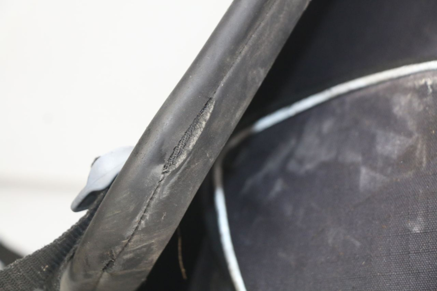 photo de PARASERBATOIO SUZUKI BURGMAN 650 (2002 - 2004) - Caratteristiche distintive