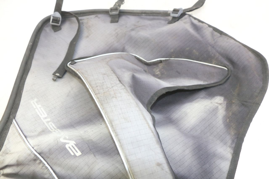 photo de PARASERBATOIO SUZUKI BURGMAN 650 (2002 - 2004) - Zoom sullo stato d'uso