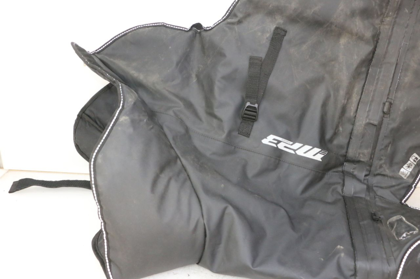 photo de COPRIGAMBE PIAGGIO MP3 HPE 310 (2024 - 2025) - Focus sulla struttura