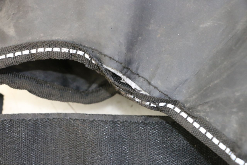 photo de COPRIGAMBE PIAGGIO MP3 HPE 310 (2024 - 2025) - Altra angolazione