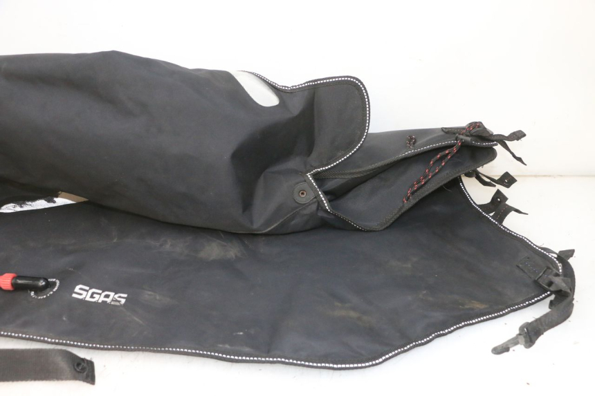 photo de COPRIGAMBE PIAGGIO MP3 500 (2016 - 2018) - Primo piano ad alta risoluzione