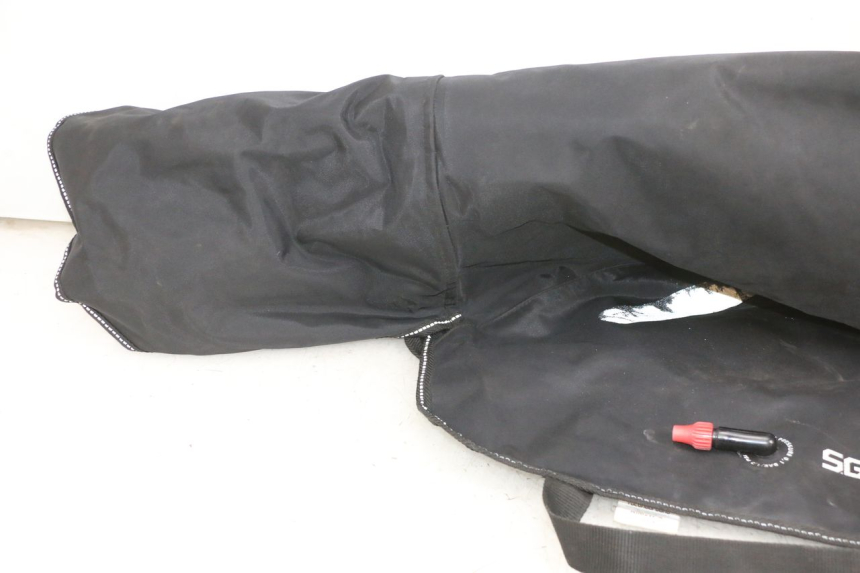 photo de COPRIGAMBE PIAGGIO MP3 500 (2016 - 2018) - Foto prodotto supplementare