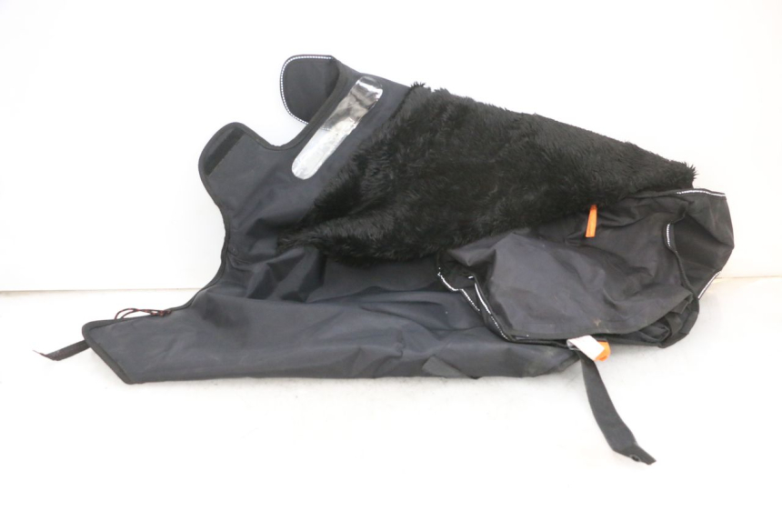 photo de COPRIGAMBE PIAGGIO MP3 500 (2016 - 2018) - Vista d'insieme del prodotto