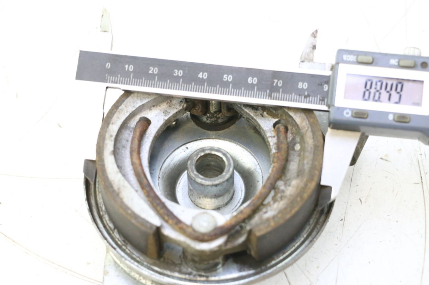 photo de POSTERIORE TAMBURO PEUGEOT 103 SPX CLIP 50 (1989 - 1992) - Zoom sullo stato d'uso