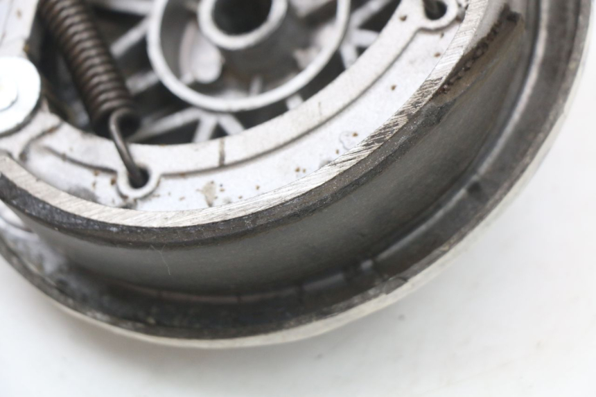 photo de POSTERIORE TAMBURO APRILIA CLASSIC 125 (1995 - 2001) - Primo piano tecnico