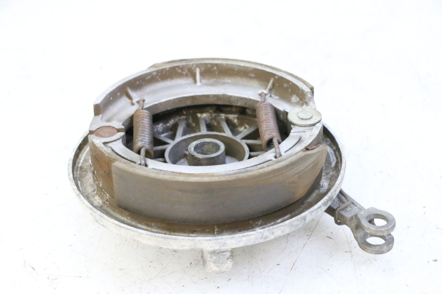 photo de POSTERIORE TAMBURO APRILIA CLASSIC 125 (1995 - 2001) - Dettagli dei punti di fissaggio