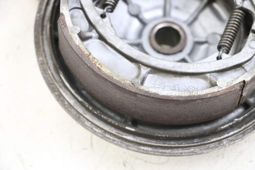 photo de TAMBURI POSTERIORE HYOSUNG GF 125 (2001 - 2005) - Dettaglio del componente