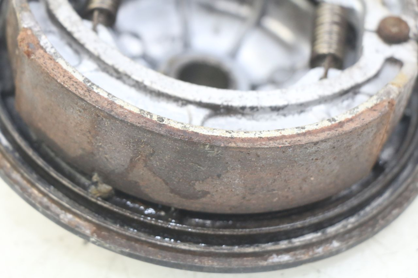 photo de TAMBURI POSTERIORI HYOSUNG RT KARION 125 (2003 - 2007) - Zoom sullo stato d'uso