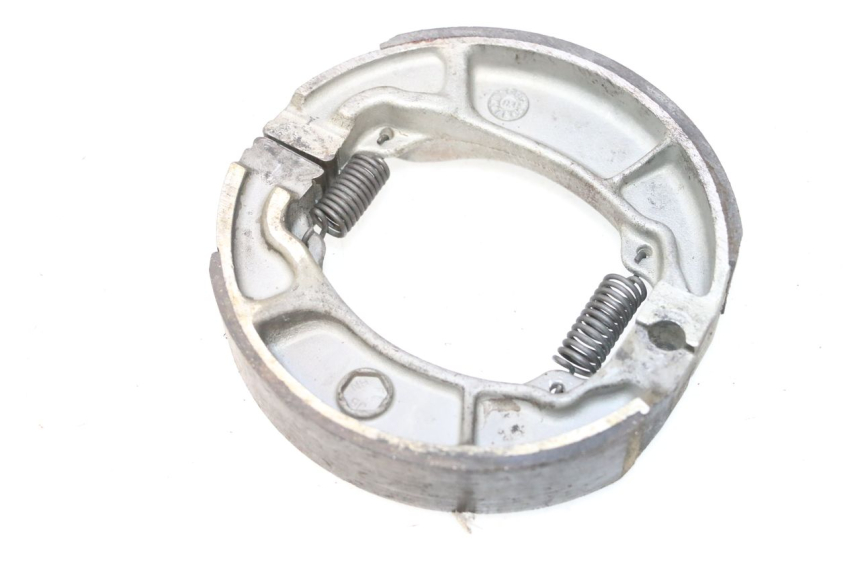 photo de TAMBURI POSTERIORE HONDA SCV LEAD 100 (2003 - 2007) - Caratteristiche distintive