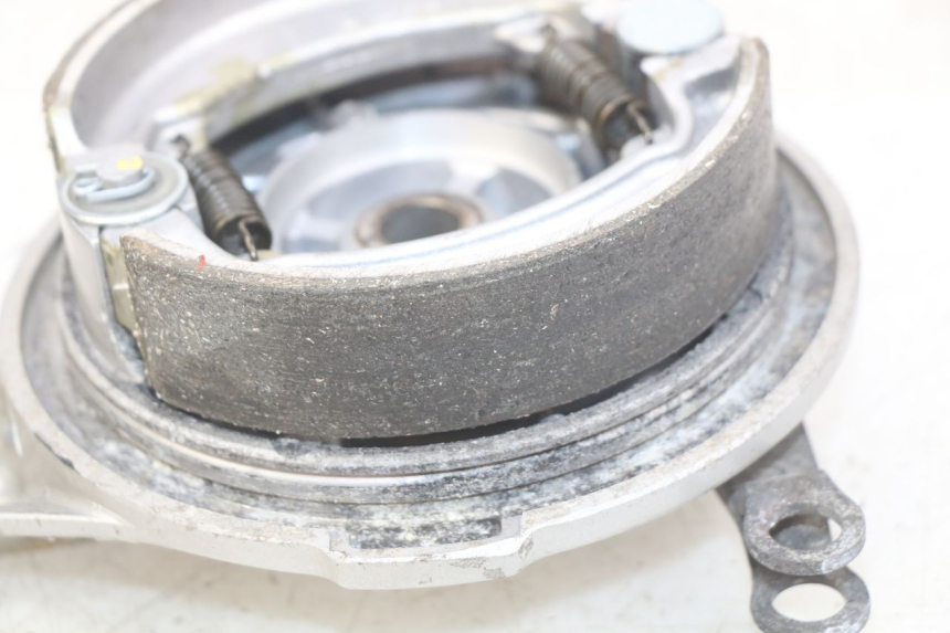 photo de TAMBURI POSTERIORE DAELIM VL DAYSTAR 125 (2000 - 2011) - Dettaglio del componente