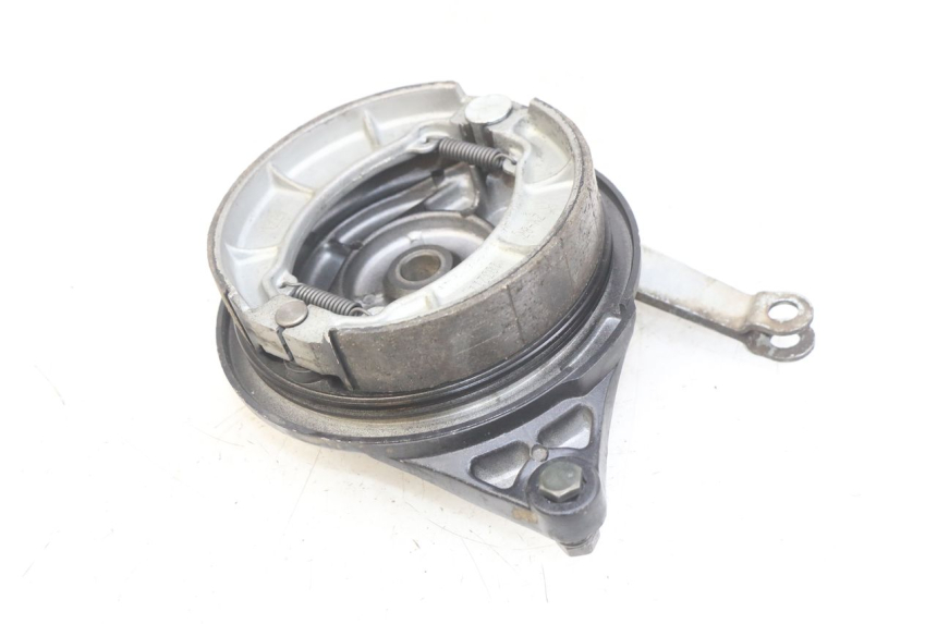 photo de TAMBURI POSTERIORE SYM WOLF SB 125 (2011 - 2018) - Dettaglio del componente