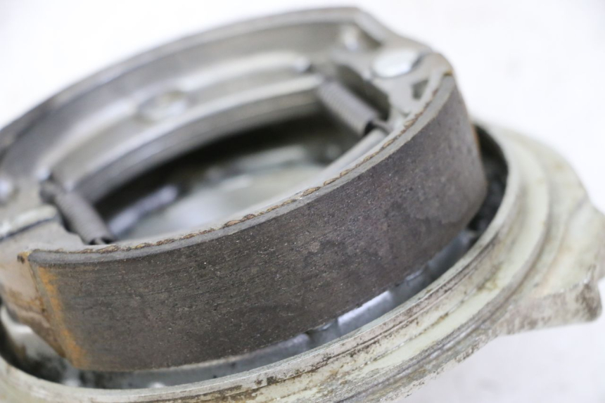 photo de POSTERIORE TAMBURO YAMAHA TTR 125 (2000 - 2020) - Primo piano tecnico