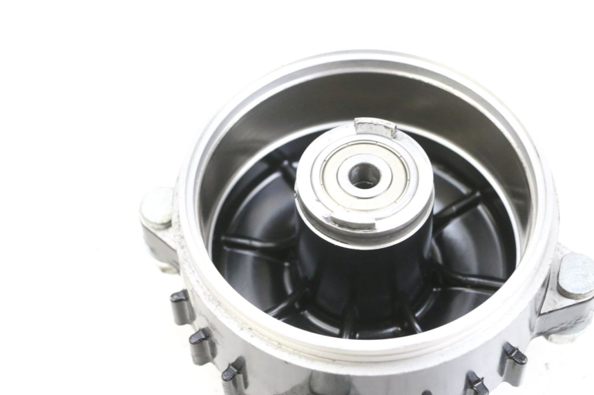 photo de TAMBURI ANTERIORI YAMAHA BW'S EASY 50 (2013 - 2016) - Caratteristiche distintive