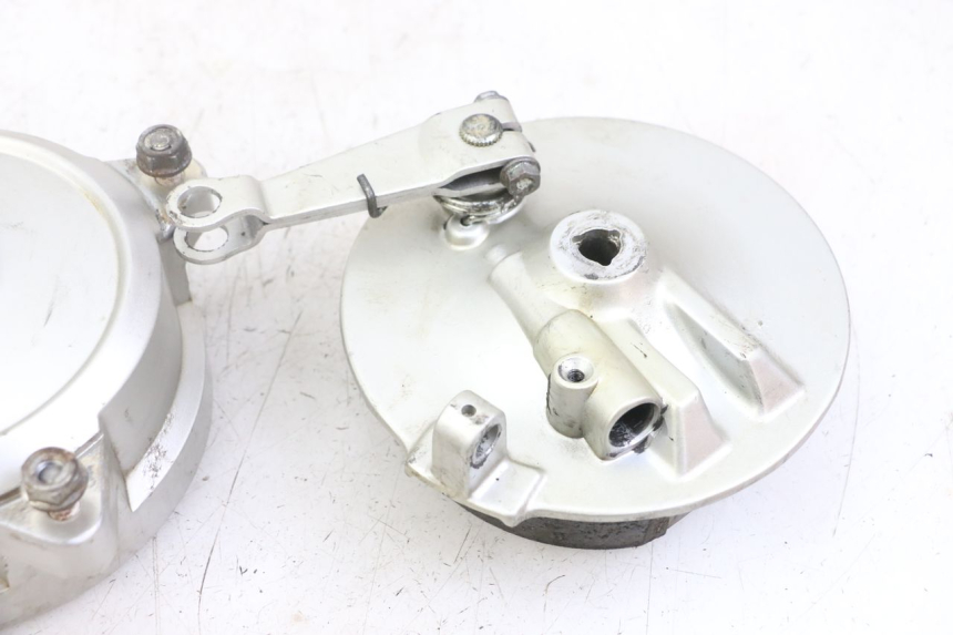 photo de TAMBURI ANTERIORI HONDA SCV LEAD 100 (2003 - 2007) - Dettagli dei punti di fissaggio