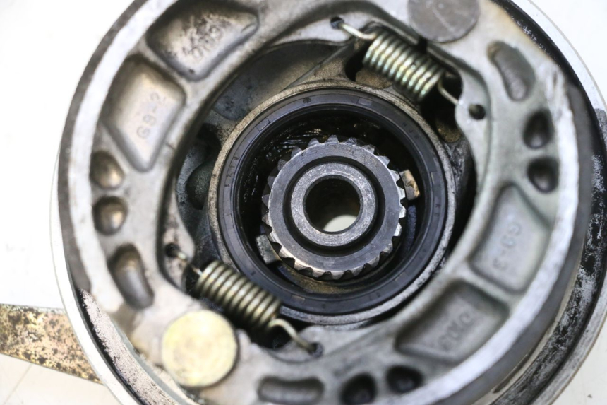 photo de ANTERIORE TAMBURO PEUGEOT LUDIX ONE 14P 50 (2004 - 2013) - Stato della superficie e materiale