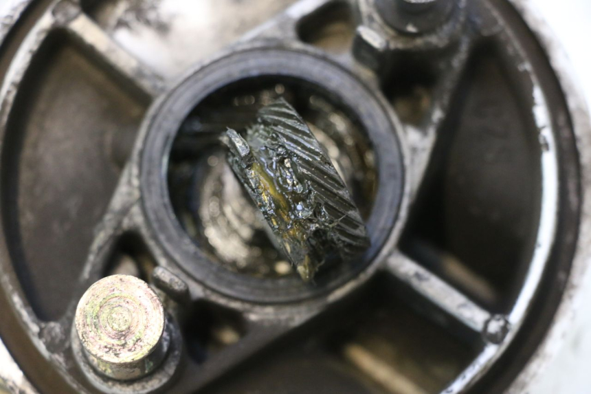 photo de TAMBURI ANTERIORI PEUGEOT LUDIX ONE 50 (2004 - 2006) - Zoom sullo stato d'uso