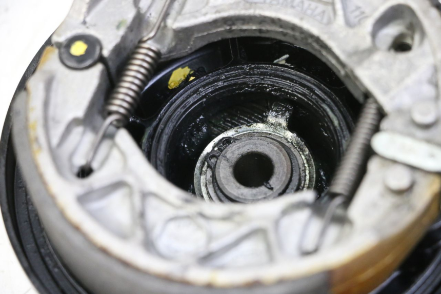 photo de TAMBURI ANTERIORI MBK OVETTO ONE 2T 50 (2013 - 2017) - Dettagli dei punti di fissaggio