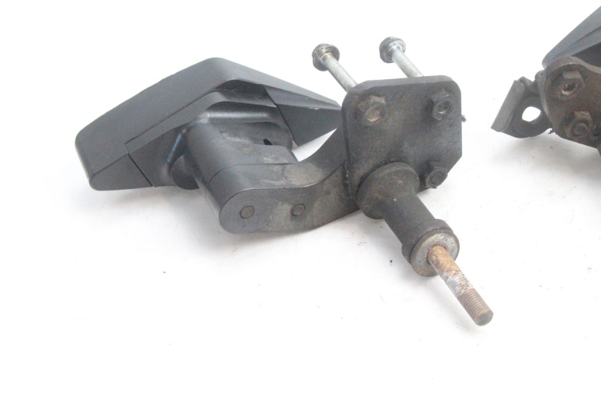 photo de TAMPONE MOTORE KAWASAKI ER-6 ER6 F ABS 650 (2012 - 2016) - Dettagli dei punti di fissaggio