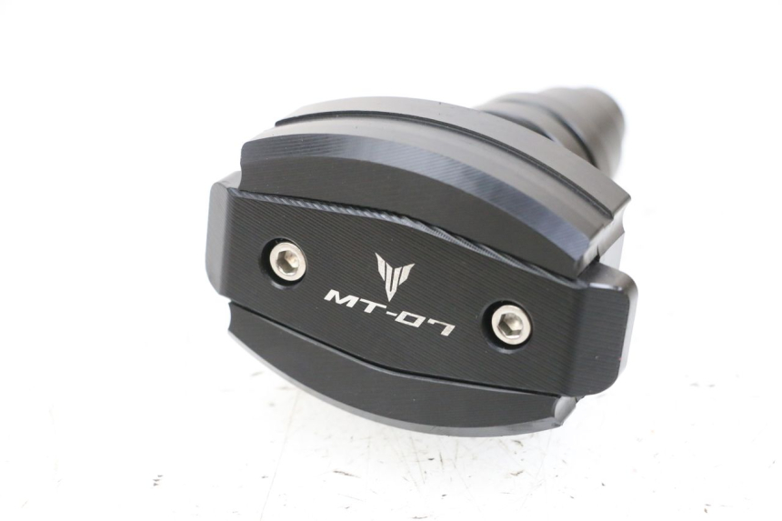 photo de PARATELAIO TAMPONI YAMAHA MT-07 MT07 ABS 700 (2018 - 2020) - Marcature e riferimenti originali