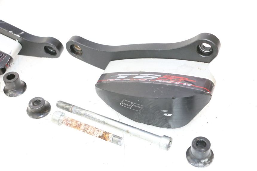 photo de TAMPONE MOTORE SUZUKI SV S 650 (2003 - 2009) - Altra vista dell'articolo