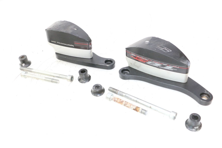photo de TAMPONE MOTORE SUZUKI SV S 650 (2003 - 2009) - Primo piano tecnico