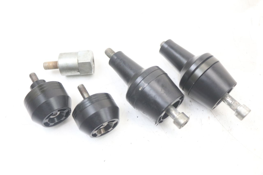 photo de PARATELAIO TAMPONI YAMAHA FZ1 FAZER 1000 (2007 - 2009) - Vista principale