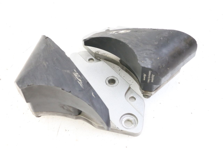 photo de PARATELAIO TAMPONI YAMAHA XJ6 600 (2008 - 2016) - Zoom sullo stato d'uso