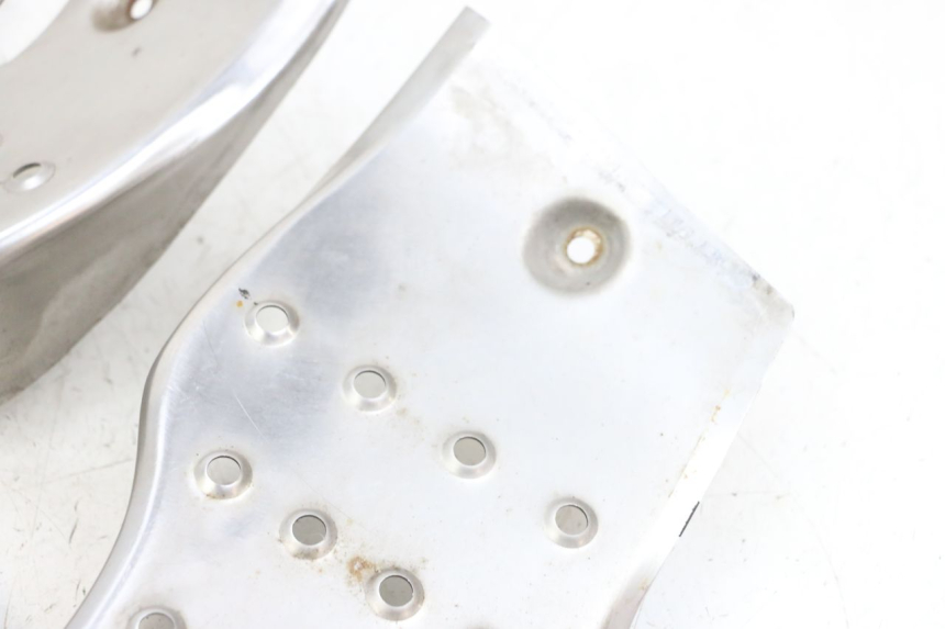 photo de CARENA PEDANA GOMME ADIVA AD3 300 (2014 - 2020) - Caratteristiche distintive