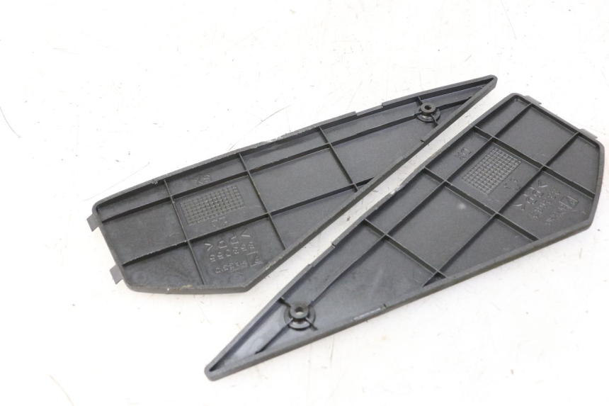 photo de CARENA PEDANA GOMME APRILIA SR MOTARD 50 (2012 - 2018) - Zoom sullo stato d'uso