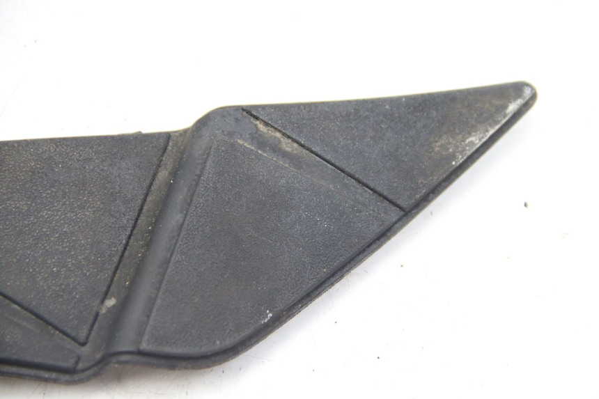 photo de TAPPETINO PEDANA APRILIA ATLANTIC 500 (2002 - 2003) - Zoom sullo stato d'uso