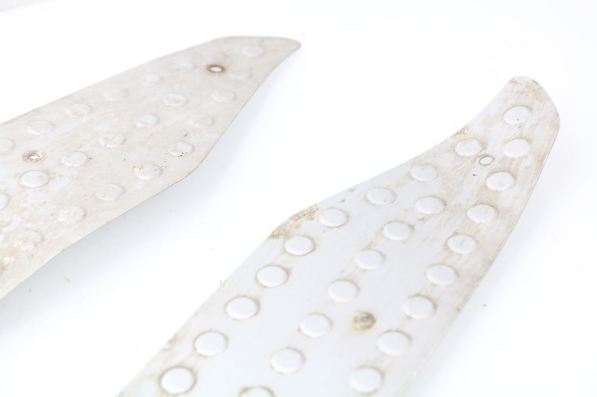 photo de TAPPETINO PEDANA JONWAY AZTRAL 125 (2008 - 2017) - Vista d'insieme del prodotto