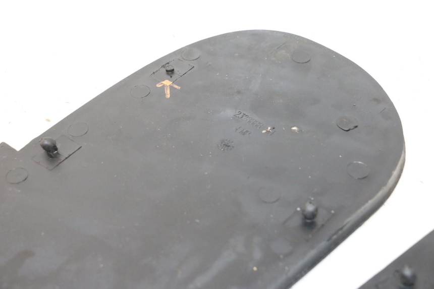 photo de Tappetino pedana BMW C1 125 (2000 - 2003) - Zoom sullo stato d'uso