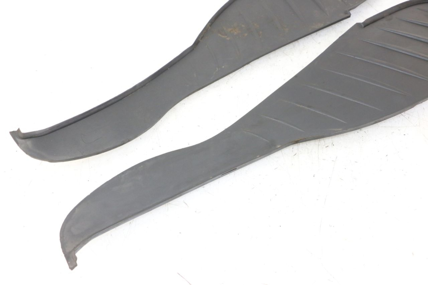 photo de Tappetino pedana BMW C1 125 (2000 - 2003) - Stato della superficie e materiale