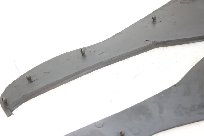 photo de Tappetino pedana BMW C1 125 (2000 - 2003) - Zoom sullo stato d'uso