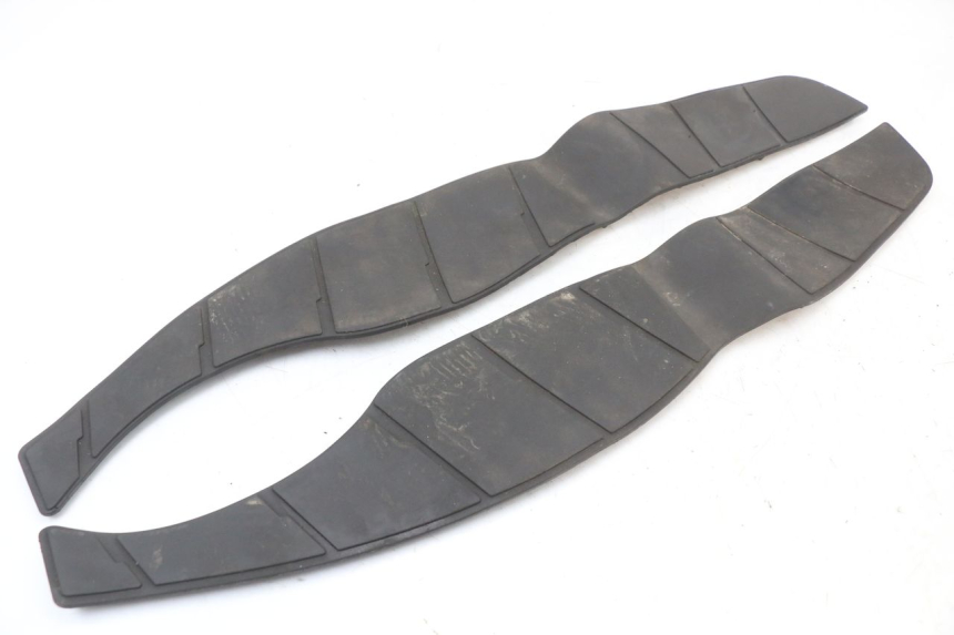 photo de TAPPETINO PEDANA SUZUKI BURGMAN 125 (2007 - 2014) - Vista principale