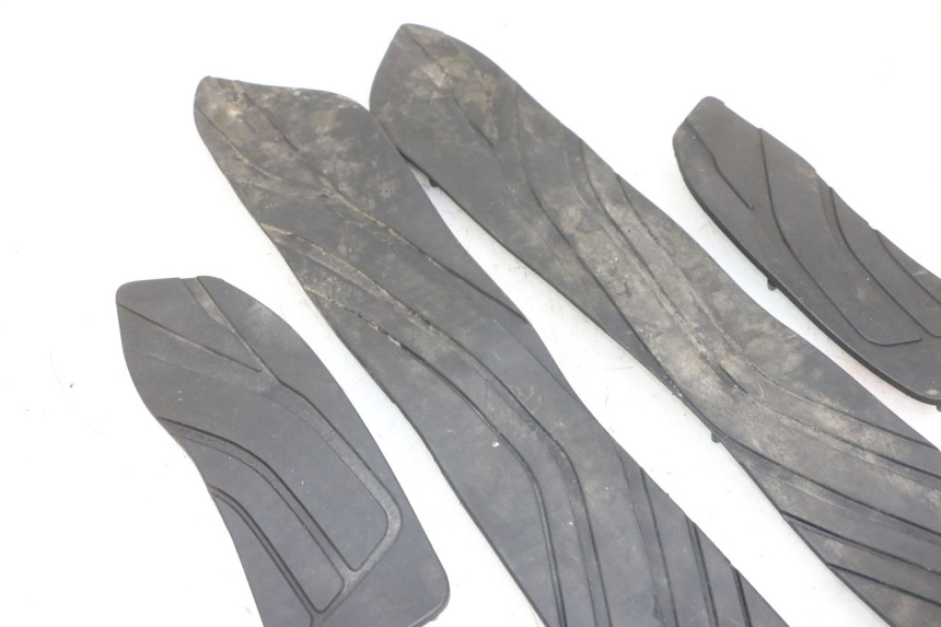 photo de CARENA PEDANA GOMME SUZUKI BURGMAN 650 (2013 - 2020) - Vista d'insieme del prodotto