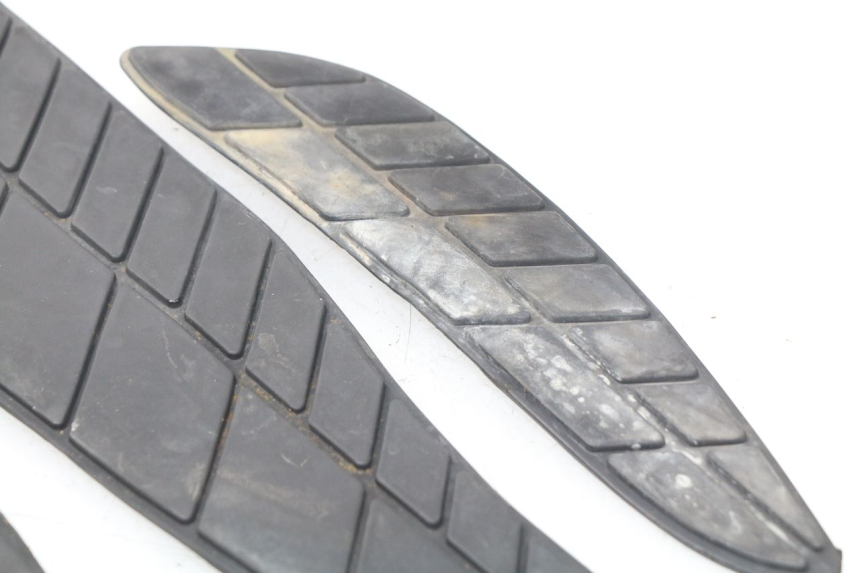 photo de Tappetino pedana ERIDER CARGO 1 (2009 - 2018) - Stato della superficie e materiale