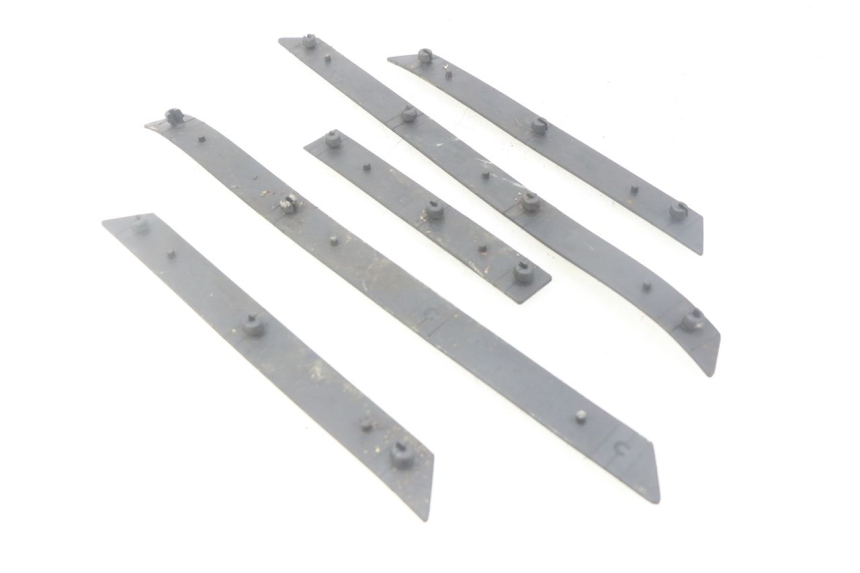 photo de TAPPETINO PEDANA PEUGEOT DJANGO 2T 50 (2014 - 2019) - Dettaglio del componente