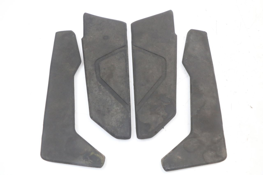 photo de CARENA PEDANA GOMME LONGJIA EASY MAX 125 (2020 - 2024) - Vista principale