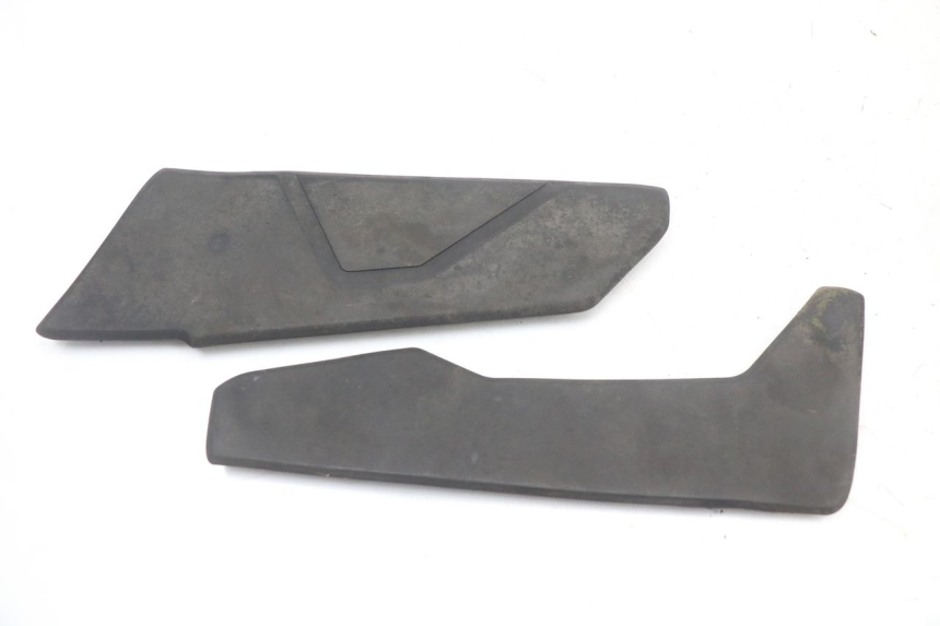 photo de CARENA PEDANA GOMME LONGJIA EASY MAX 125 (2020 - 2024) - Zoom sullo stato d'uso