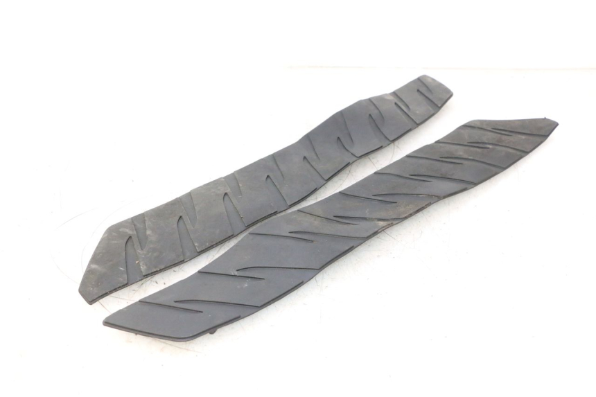 photo de CARENA PEDANA GOMME HONDA FJS SILVER WING SILVERWING 400 (2005 - 2008) - Vista principale