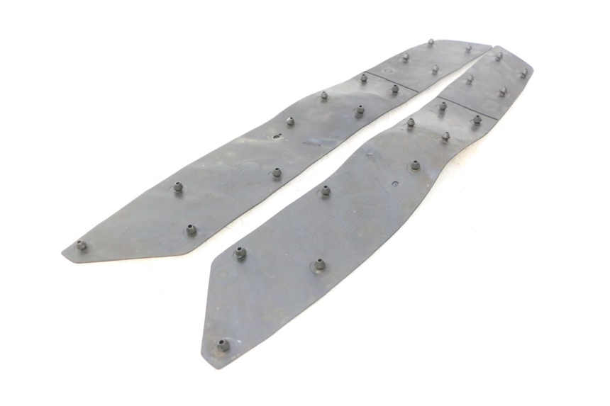 photo de CARENA PEDANA GOMME HONDA FJS SILVER WING SILVERWING 400 (2005 - 2008) - Zoom sullo stato d'uso