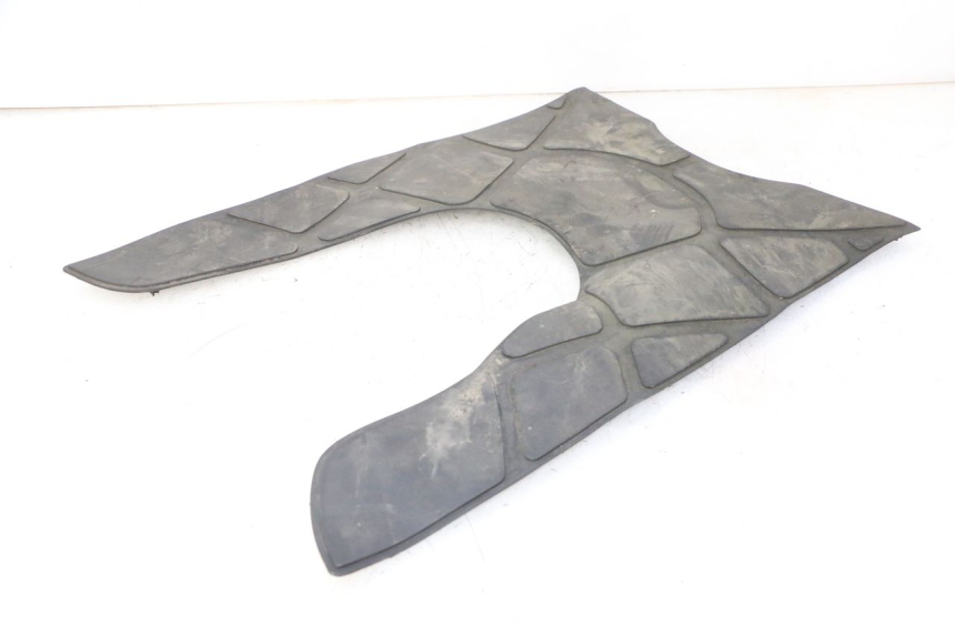 photo de TAPPETINO PEDANA KYMCO GRAND DINK 125 (2008 - 2014) - Altra angolazione