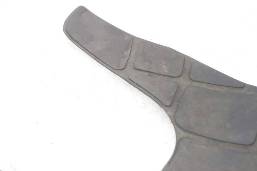 photo de Tappetino pedana KYMCO GRAND DINK 125 (2002 - 2007) - Altra angolazione