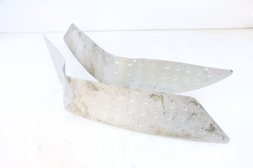 photo de CARENA PEDANA GOMME JM MOTORS GTS 125 (2015 - 2019) - Dettaglio del componente