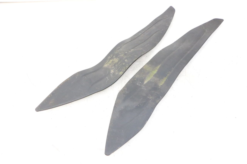 photo de CARENA PEDANA GOMME HONDA PCX (JF57/JF64) 125 (2014 - 2018) - Vista principale