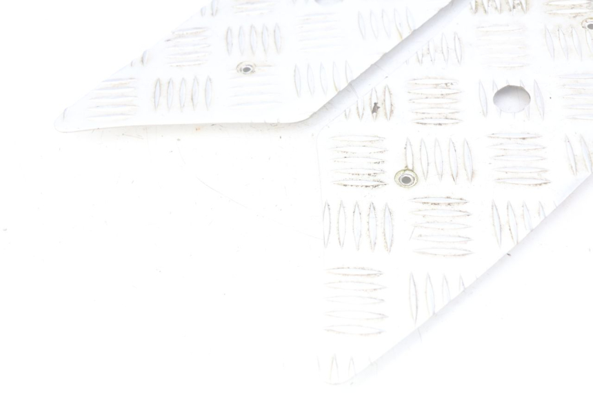 photo de TAPPETINO PEDANA PEUGEOT KISBEE 2T 50 (2010 - 2017) - Zoom sullo stato d'uso