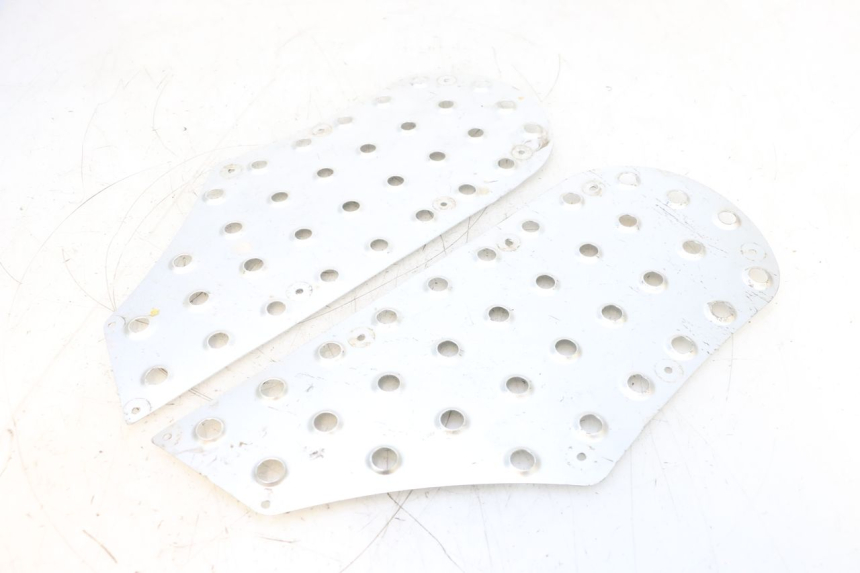 photo de CARENA PEDANA GOMME KEEWAY MATRIX RX9 125 (2006 - 2007) - Vista principale