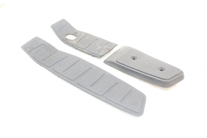 photo de TAPPETINO PEDANA PIAGGIO MP3 LT 400 (2007 - 2012) - Vista principale